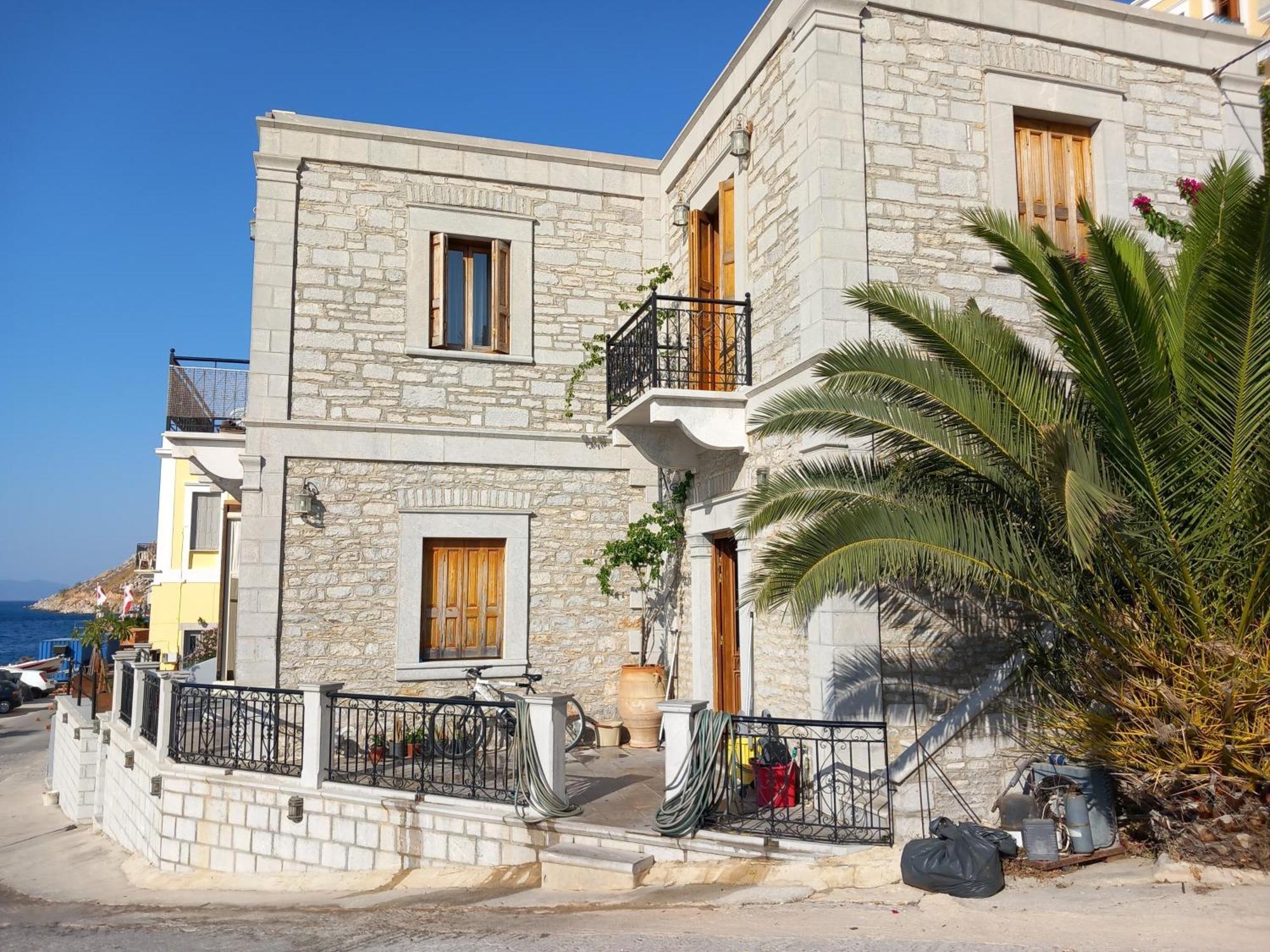 דירות סימי Petalo House מראה חיצוני תמונה